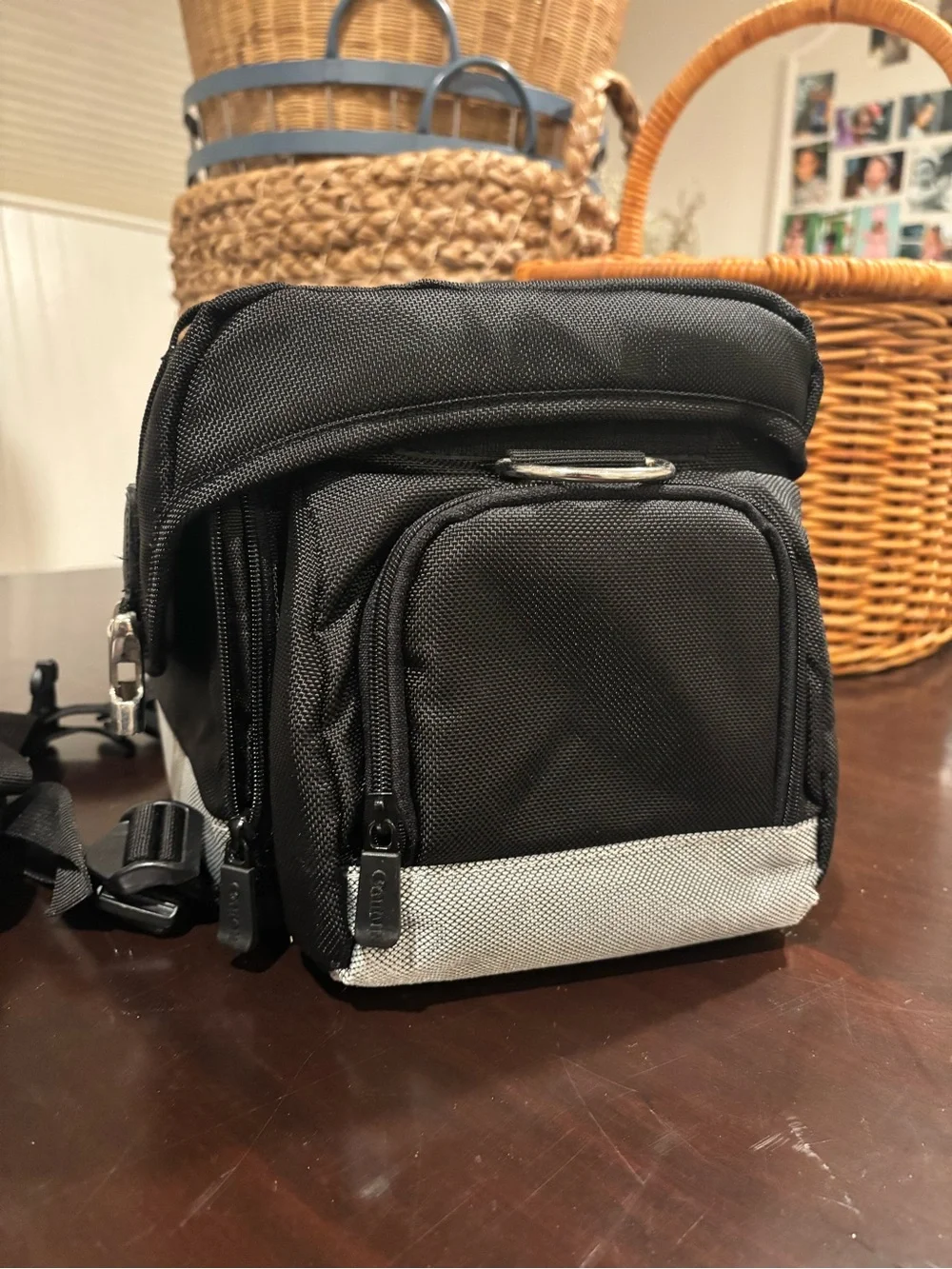 Canon 200DG SLR Camera Bags & Cases Black Digital Camera Gadget Bag